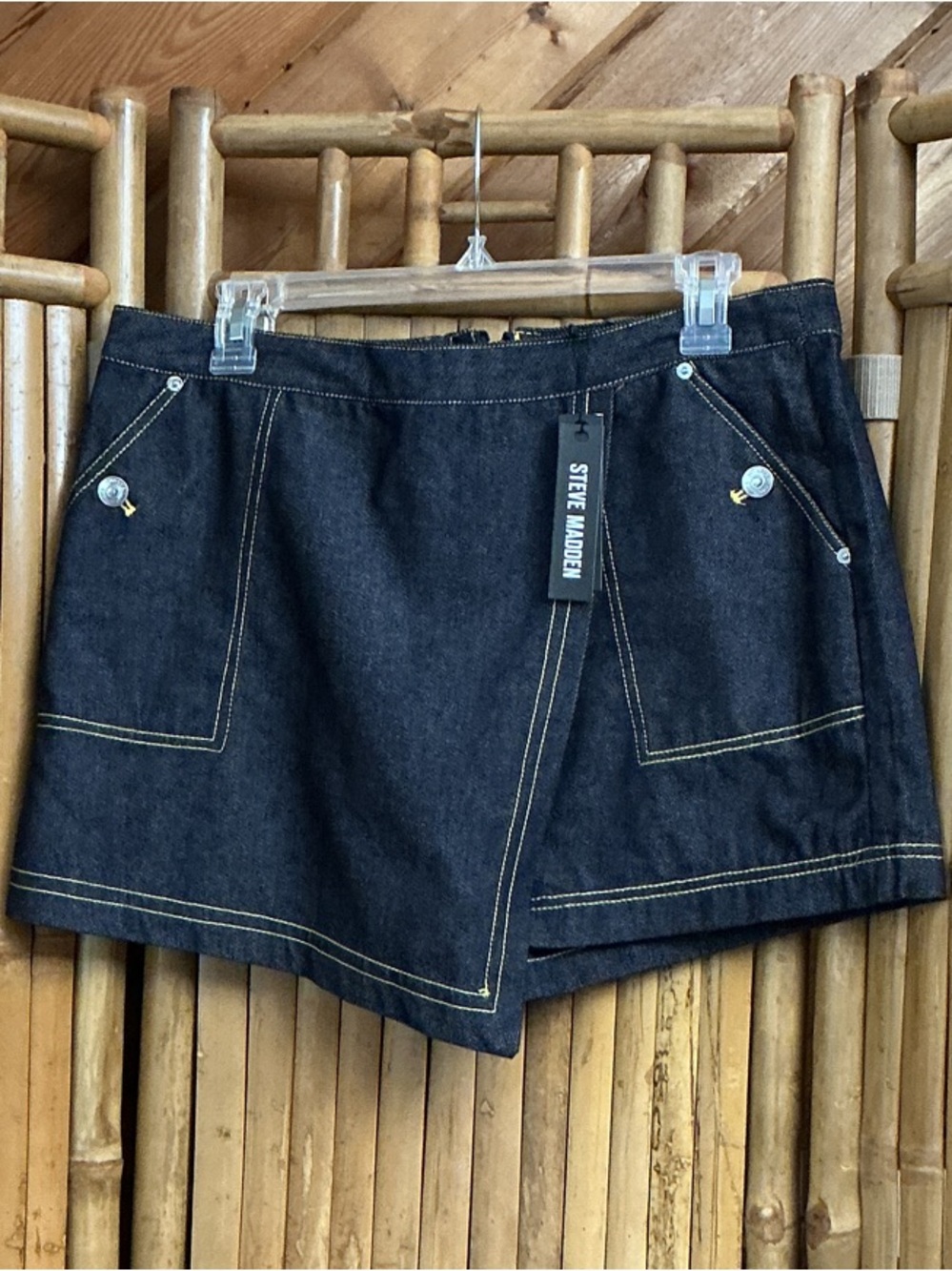 Steve Madden Dark Blue Denim Wrap Skort Shorts.   Size L NWT